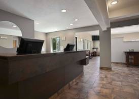 Super 8 by Wyndham Pocatello 2