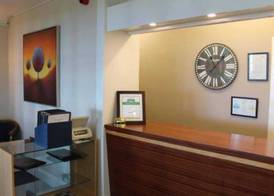 Cullen Bay Hotel 2