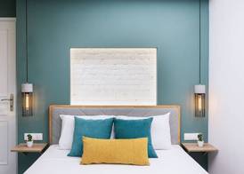 Ermis Luxury Suites & Apartments 4