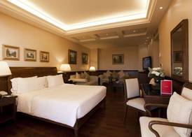 Ramada Plaza by Wyndham Beirut Raouche 4