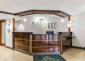 Quality Inn & Suites Arden Hills - Saint Paul North 3