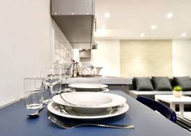 Cute gallery apartment close to the Basilica, Queen 5