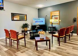 The Best Inn & Suites 4