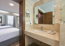Hotel Estancia Business Class 4