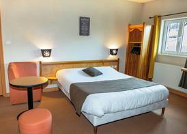 Logis Hotel Restaurant Auberge Les Rives de l'Arzon 5