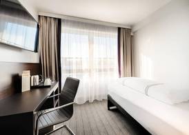Premier Inn Berlin City Süd 3