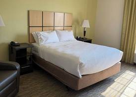 Candlewood Suites COTULLA by IHG 5