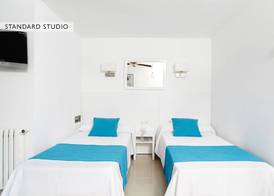 Aparthotel Nereida 4