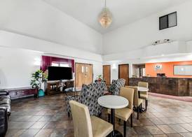 Quality Inn & Suites Junction 5