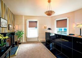 Queens Hotel 2