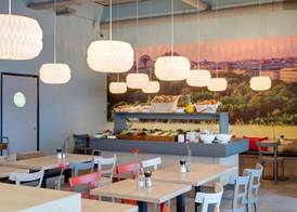 MEININGER Hotel Berlin Airport 2