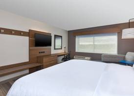 Holiday Inn Express & Suites EAU CLAIRE WEST I-94 by IHG 5