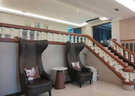 Boss Hotel 2