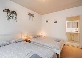 Lavish Apartment in Antwerp 4