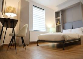 Urban Hideaway Studio 5
