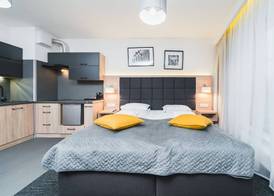 Aron Residence - by Upstairs 4