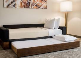 SpringHill Suites Portland Airport 5