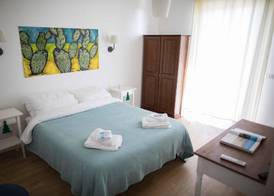 Tauromenion Guest House 2