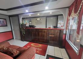 Econolodge 5