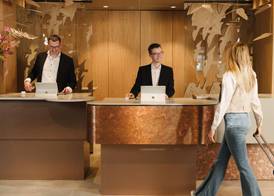 Carlton Oasis Hotel 3
