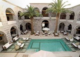 Cesme Kanuni Kervansaray 2