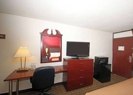 Americas Best Value Inn Pilot Mountain 5