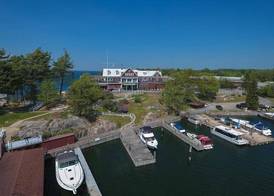 Bonnie Castle Resort & Marina 2