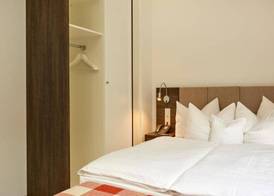 Sunday Hotel Nürnberg 5