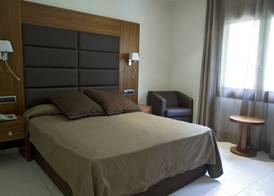 Hotel Restaurant Castellarnau 4
