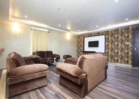 Pinnacle by Click Hotels, Lucknow 5