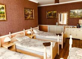 Castle Lodge Guest House 86-88 Sheil Rd L6 3AF 5