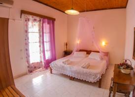 Takis Apartments Sidari 3