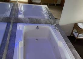 VIBE INN - WHIRLPOOLS SUITES - Lyons 5