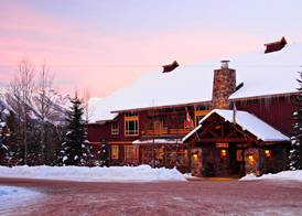 Timberline Lodges by Fernie Lodging Co 2