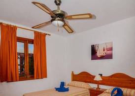 Bungalows Castillo Club Lake 5
