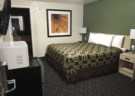 Downtown Inn 5