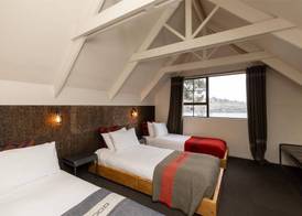 Sherwood Queenstown 4
