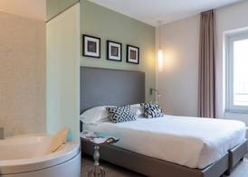 Domus Adriani 3