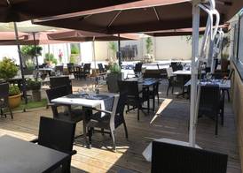 LOGIS Hotel-Restaurant Le Relais d'Aligre 2