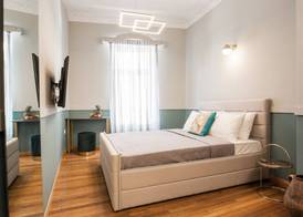 Step One | Luxury Suites right in the heart of Acropolis next to metro station 4
