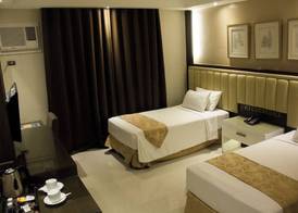 Crown Royale Hotel 4