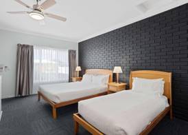 The International Motel Apollo Bay 4