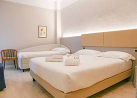 Hotel Augustus 5