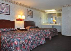 Merrimac Inn and Suite 4