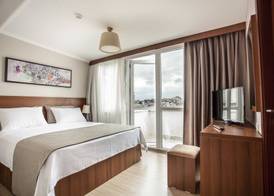 Cordis Hotel 2