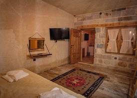 Sur Cave Hotel 3