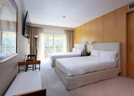 Suites del Mar Fenals Apartments 4