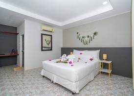 Lanta Beachfront Resort 5