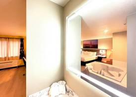 Quality Inn & Suites Willows 5