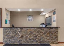 Quality Inn & Suites Caseyville - St Louis 5